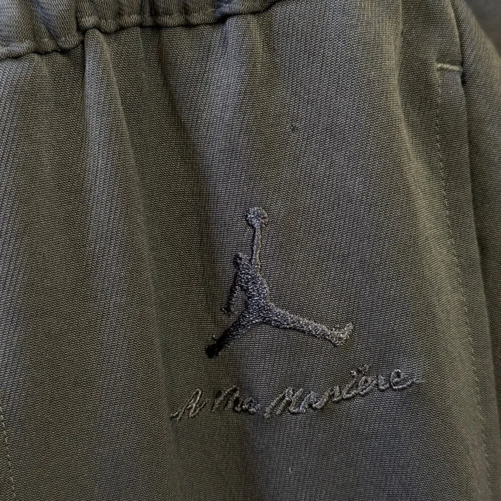 Jordan & A MA MANIERE S men’s gray PANTS trousers DJ9750-293